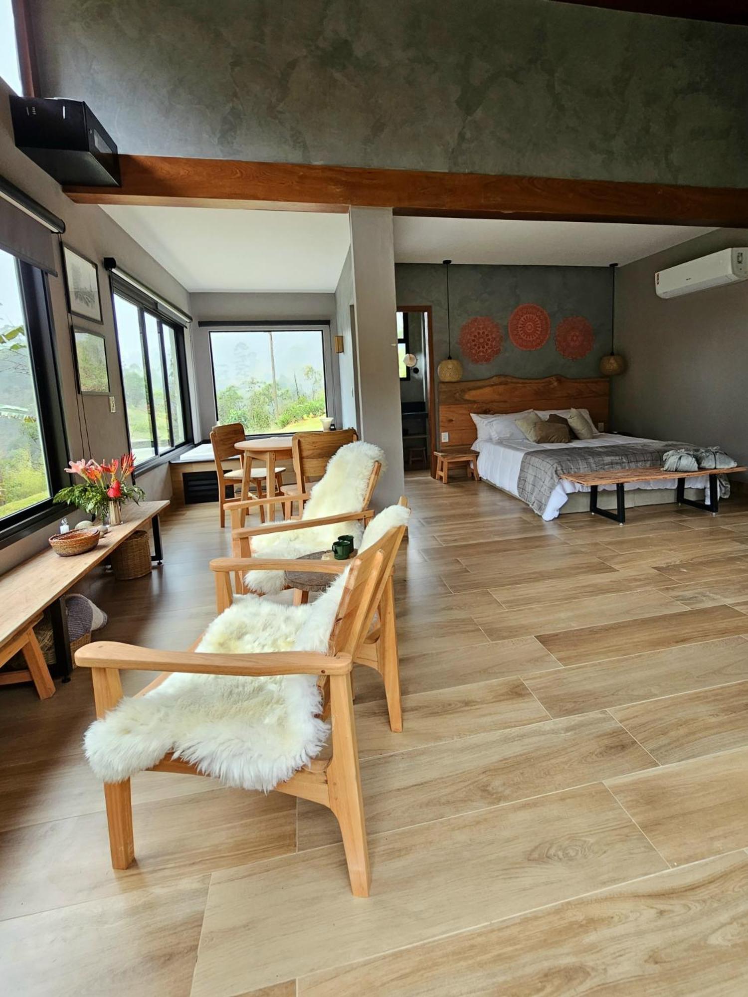 Vila Pinheiro Villa Santa Teresa  Exterior foto