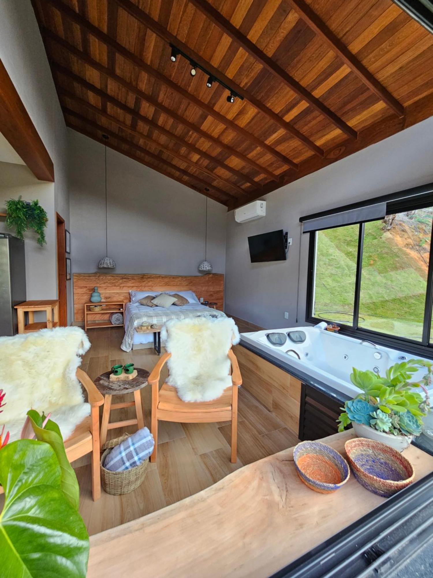 Vila Pinheiro Villa Santa Teresa  Exterior foto